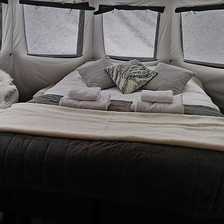 Glamping Lofoten Hotel Kongsjorda Exterior photo