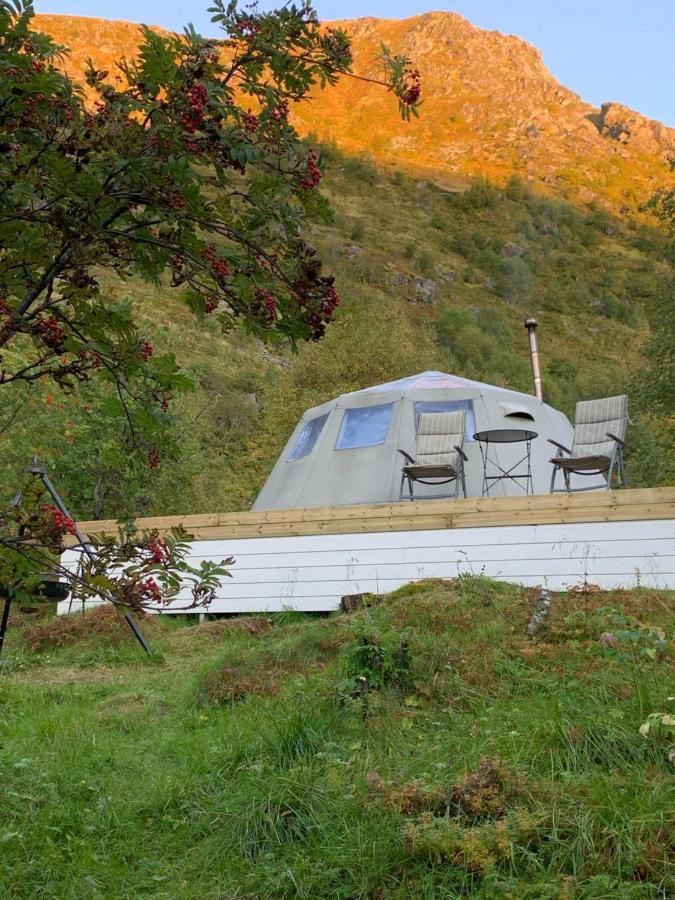 Glamping Lofoten Hotel Kongsjorda Exterior photo